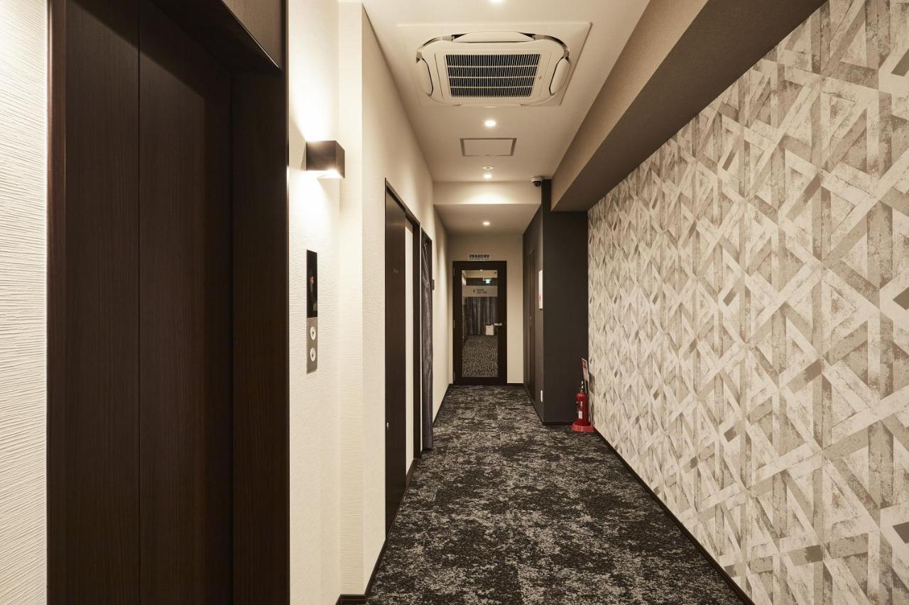 Hotel The Rock Осака Экстерьер фото